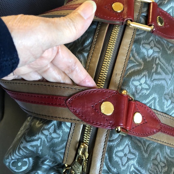 RARE. 🌺🌺 LIMITED  🌺🌺 Louis Vuitton Runway AVIATOR - Picture 12 of 16